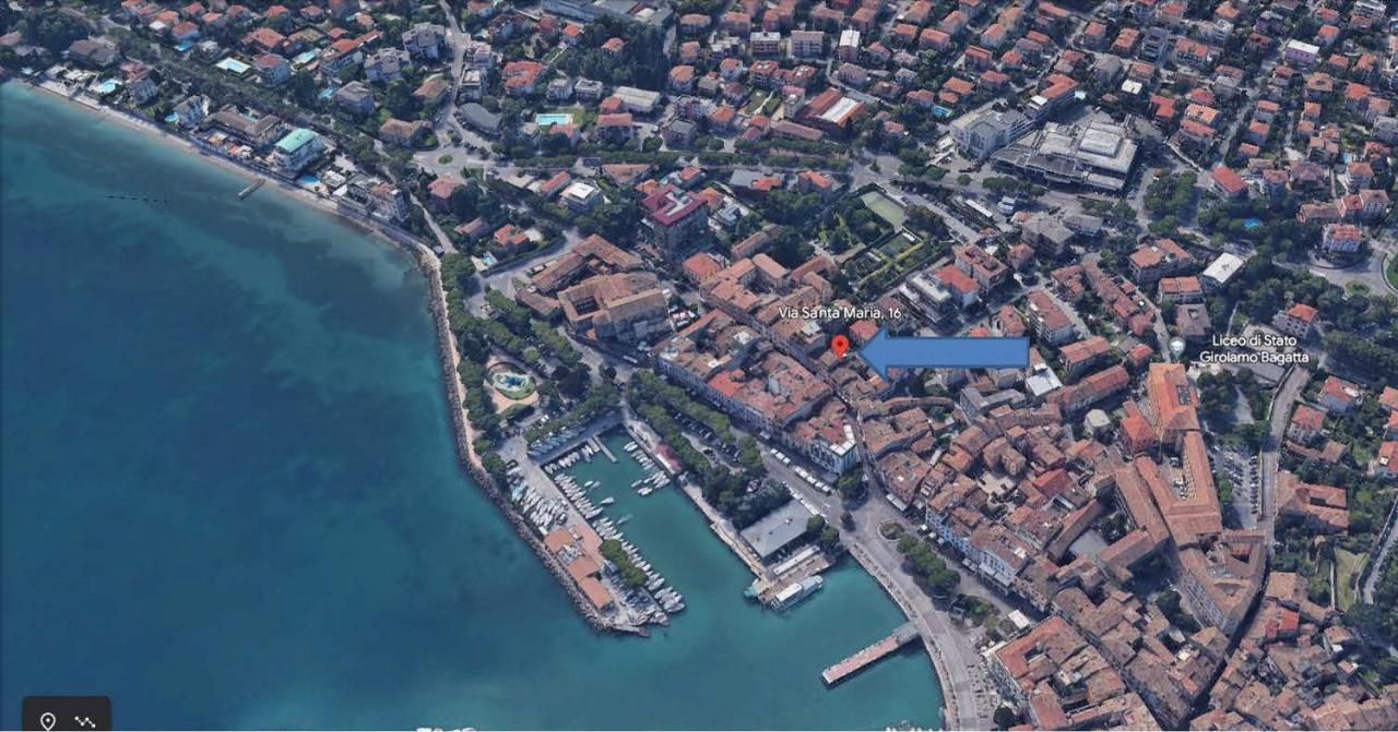 Апартаменти Desenzanoloft Blue Lake Star Дезенцано-дель-Гарда Екстер'єр фото